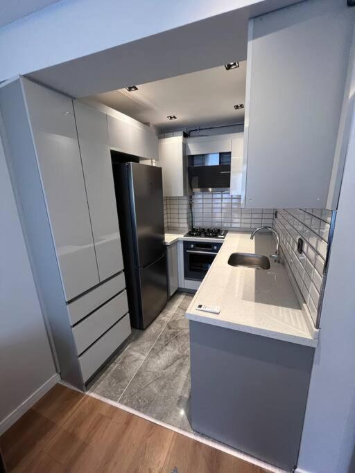 Appartement Zeytinburnu Merkezi Konumda, Sifir Daire & Esyalar à Istambul Extérieur photo
