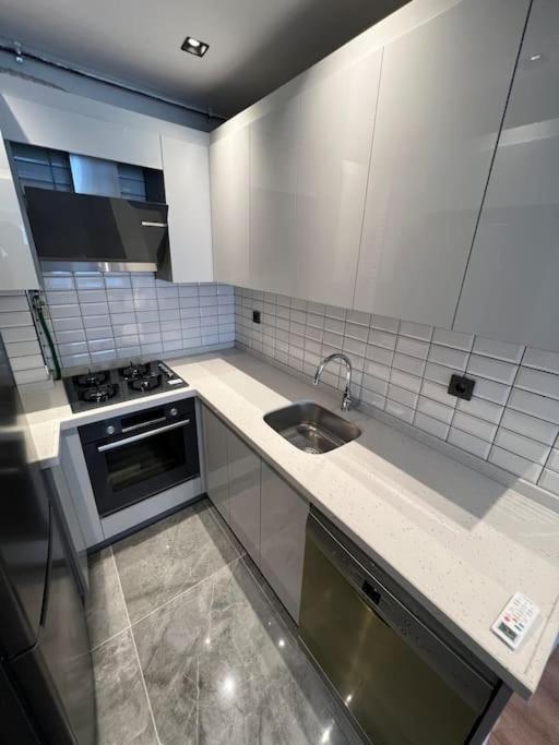 Appartement Zeytinburnu Merkezi Konumda, Sifir Daire & Esyalar à Istambul Extérieur photo