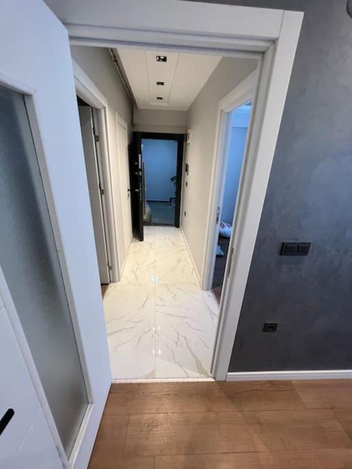 Appartement Zeytinburnu Merkezi Konumda, Sifir Daire & Esyalar à Istambul Extérieur photo